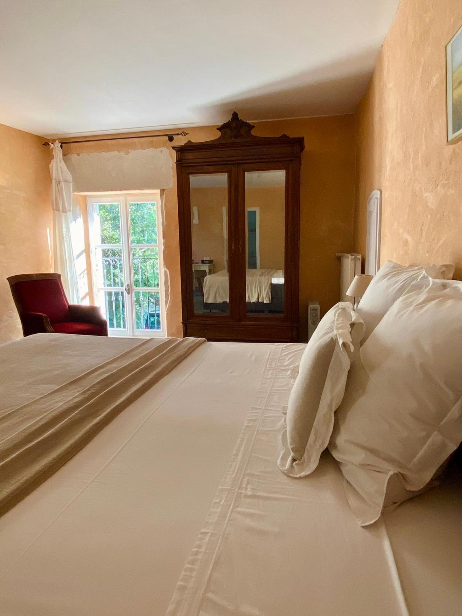 Le Moulin De Montsegur Bed and Breakfast Εξωτερικό φωτογραφία