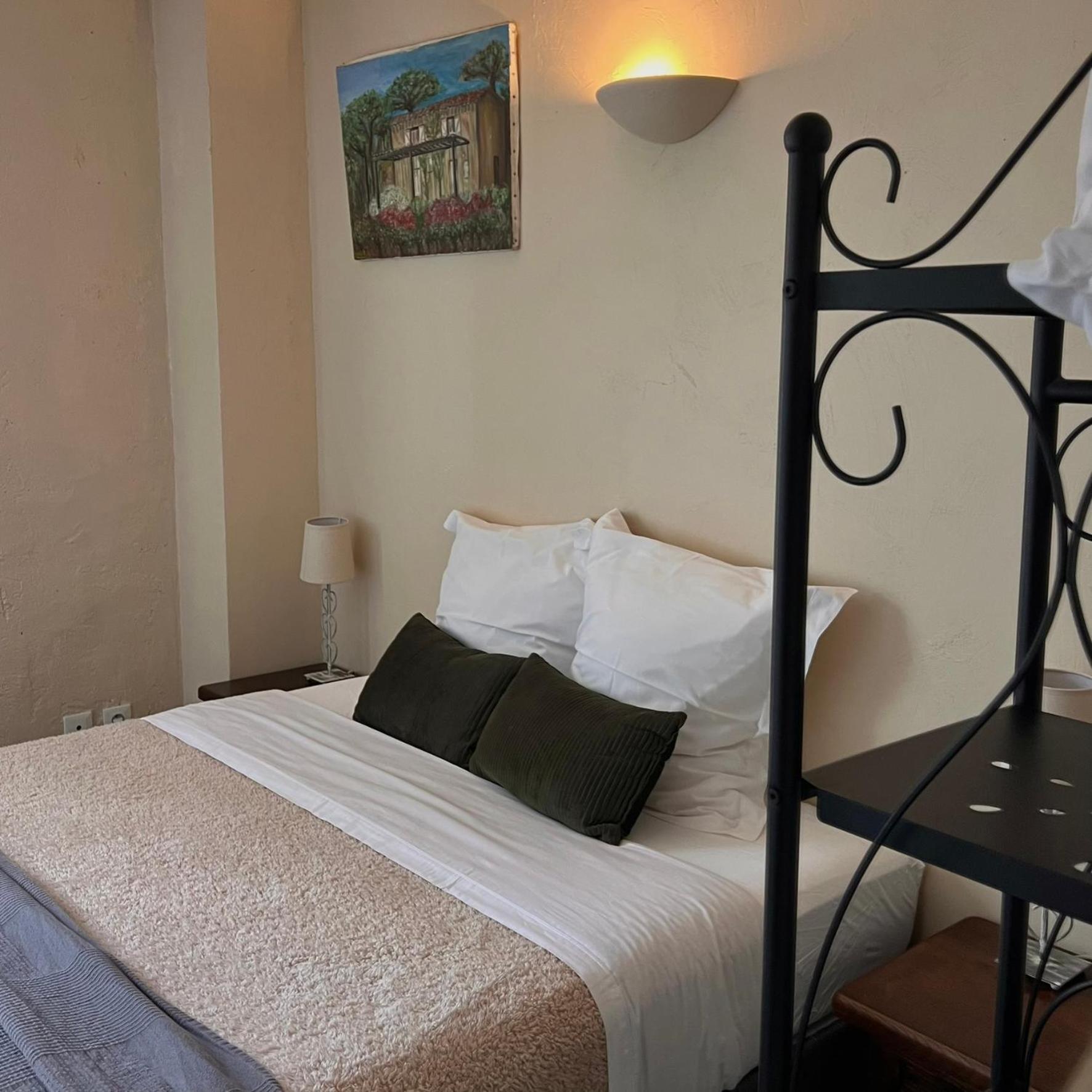Le Moulin De Montsegur Bed and Breakfast Εξωτερικό φωτογραφία