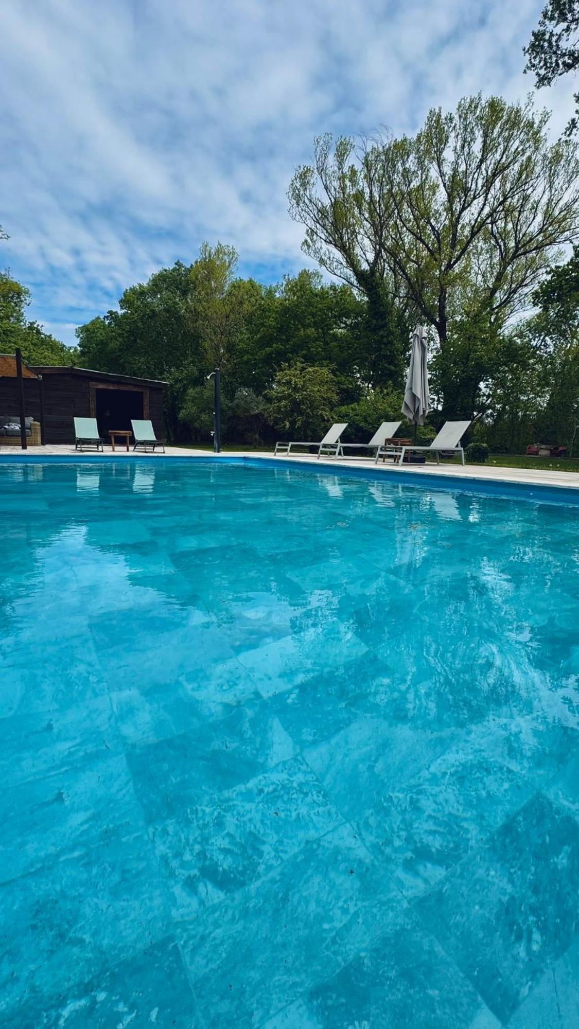 Le Moulin De Montsegur Bed and Breakfast Εξωτερικό φωτογραφία