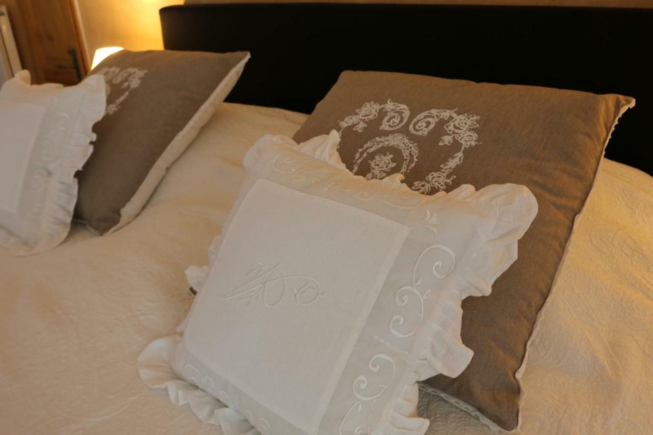 Le Moulin De Montsegur Bed and Breakfast Εξωτερικό φωτογραφία
